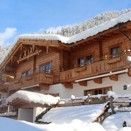 Feriendorf Joggler - Chalets Nahe Der Gondel Цель-ам-Циллер Экстерьер фото