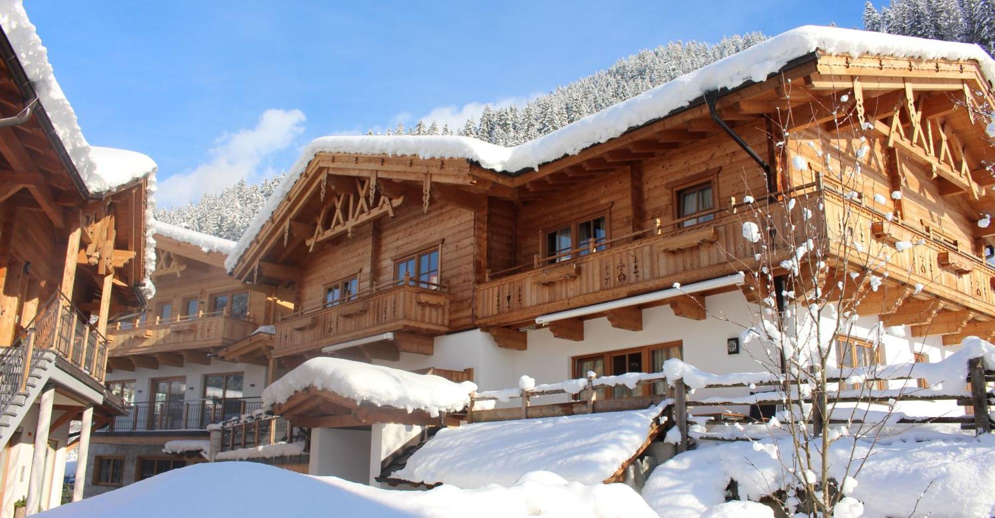 Feriendorf Joggler - Chalets Nahe Der Gondel Цель-ам-Циллер Экстерьер фото