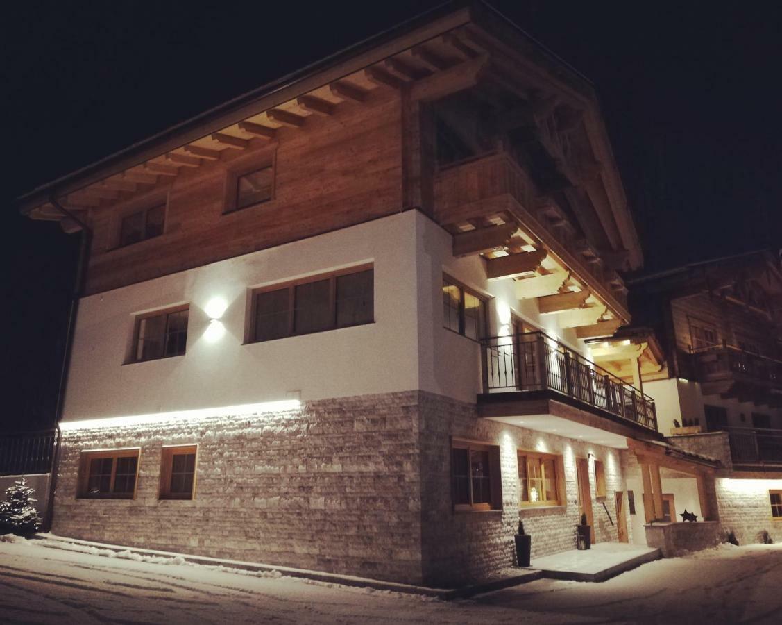 Feriendorf Joggler - Chalets Nahe Der Gondel Цель-ам-Циллер Экстерьер фото