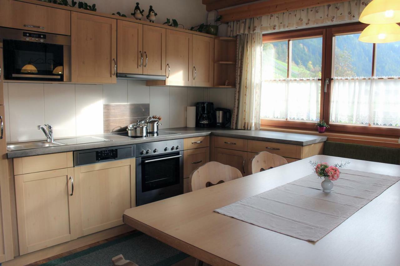 Feriendorf Joggler - Chalets Nahe Der Gondel Цель-ам-Циллер Экстерьер фото